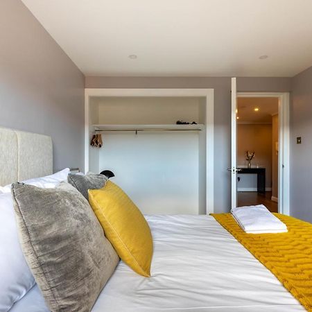 Stunning 1 Bed Merchant City Apartment With Parking 格拉斯哥 外观 照片