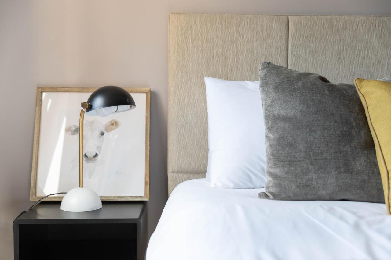 Stunning 1 Bed Merchant City Apartment With Parking 格拉斯哥 外观 照片
